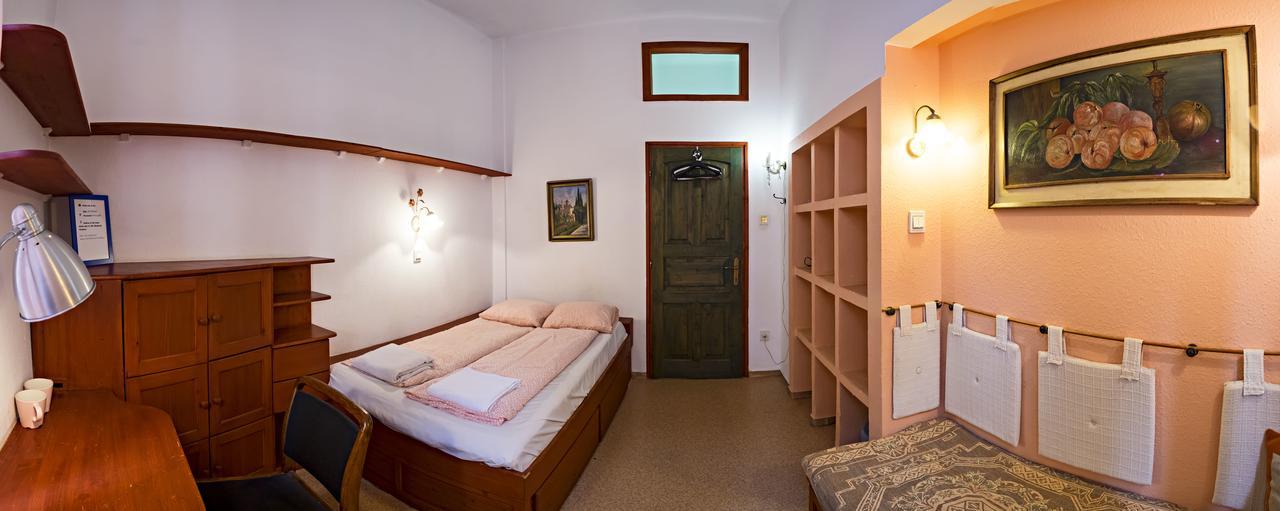 Santico Art Hotel And Hostel بودابست المظهر الخارجي الصورة