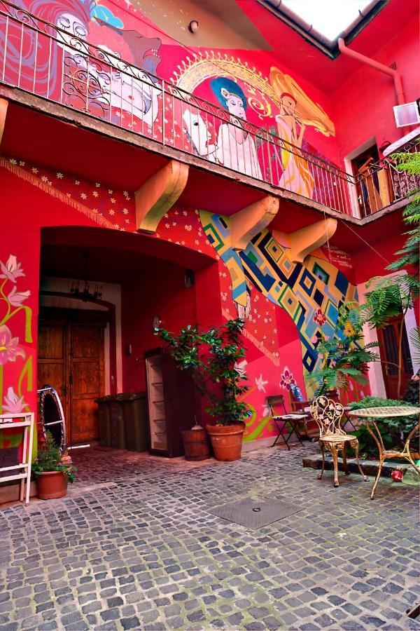 Santico Art Hotel And Hostel بودابست المظهر الخارجي الصورة